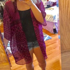 Express patterned lightweight kimono